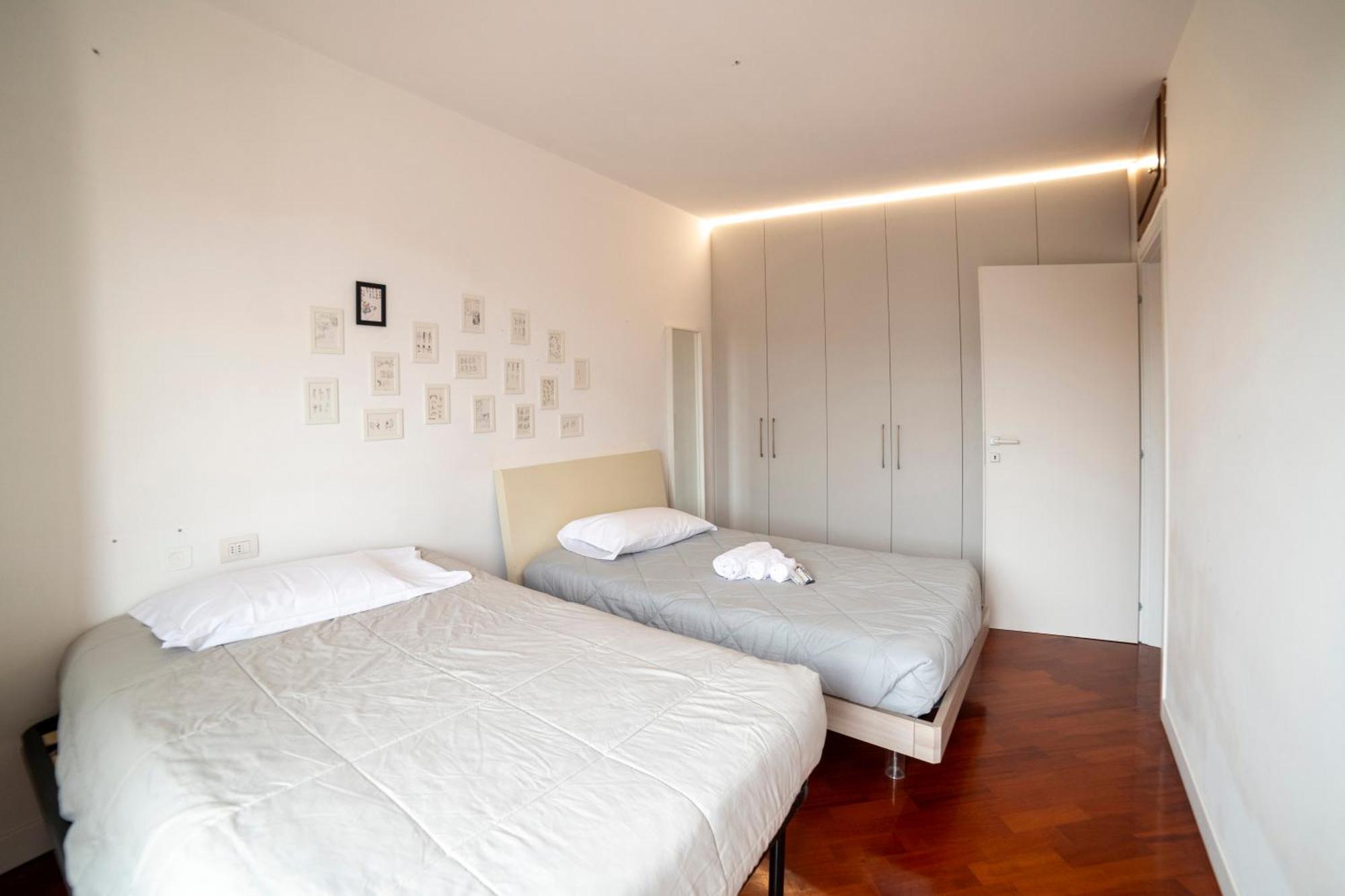 Villa Fenix Milano Exteriör bild