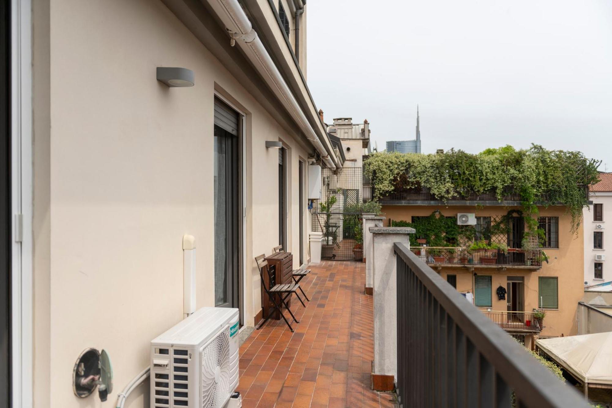 Villa Fenix Milano Exteriör bild